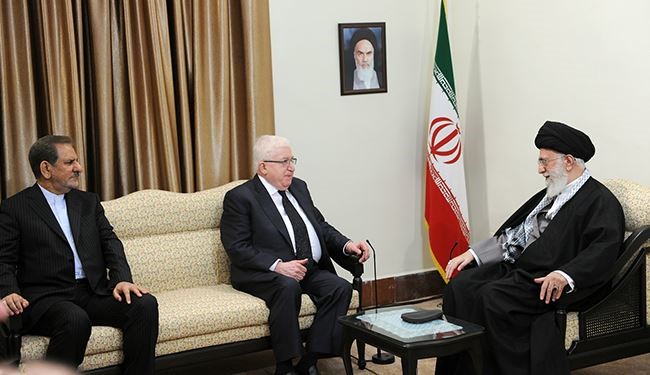قائد الثورة الإسلامية آية الله السيد علي خامنئي يستقبل الرئيس العراقي فؤاد معصوم