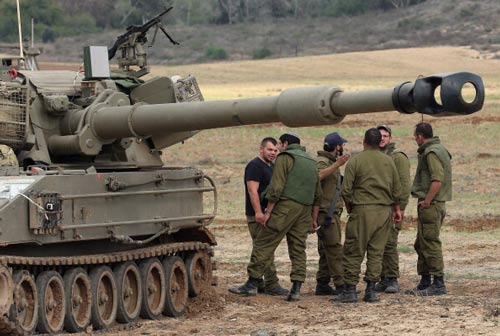الجيش الاسرائيلي يطلق قذائف مدفعية باتجاه الحدود مع لبنان على خلفية تهديدات حزب الله
