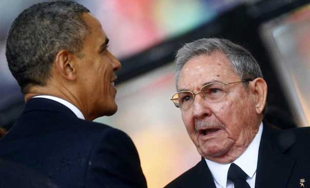 الرئيسان الاميركي باراك اوباما والكوبي راوول كاسترو 