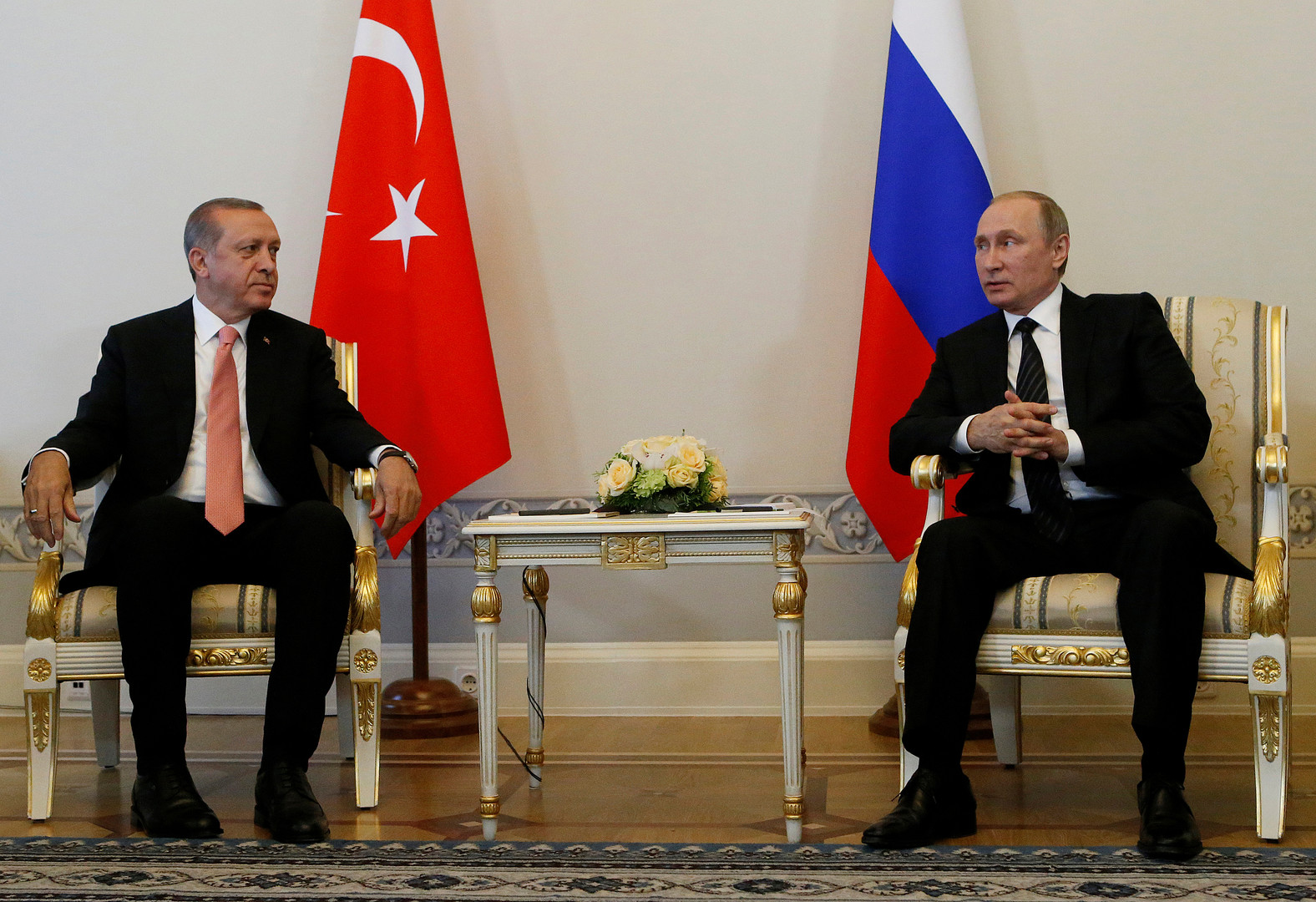 الرئيس الروسي ونظيره التركي في بطرسبورغ