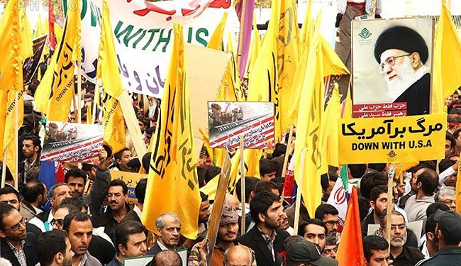 انطلاق مراسم "اليوم الوطني لمقارعة الاستكبار" في ايران