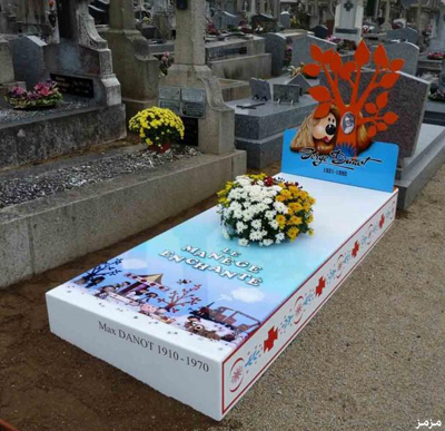 11-monument-funéraire-coloré-pollux-tombe-coloré-tombe-insolite-640x643