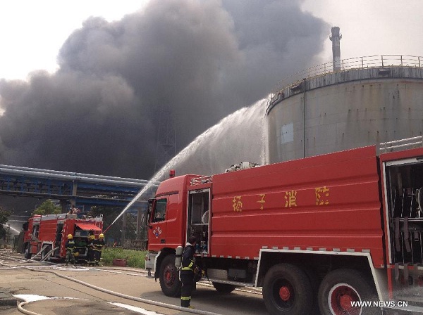 china-tanks-explosion1