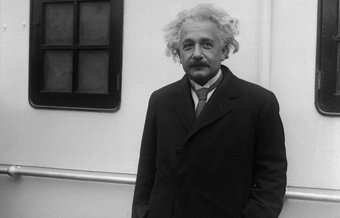 light-speed-einstein