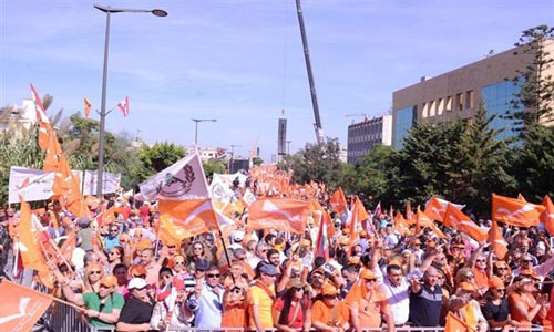 حشود كبيرة من مناصري التيار البرتقالي