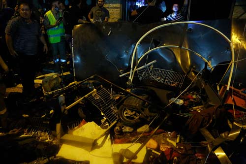 صور من موقع التفجيرين في برج البراجنة