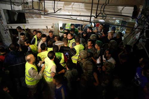 صور من موقع التفجيرين في برج البراجنة