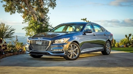 سيارة سيدان جينيسيس G80 الفاخرة